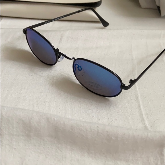 Zara Sunglasses - Picture 2 of 4